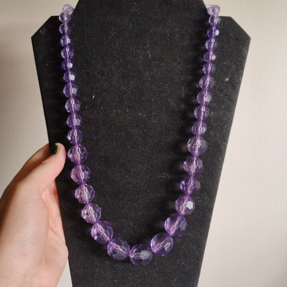Thick Lilac beaded necklace